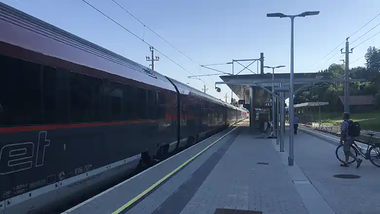 &copy; R. Vidmar (echonet)