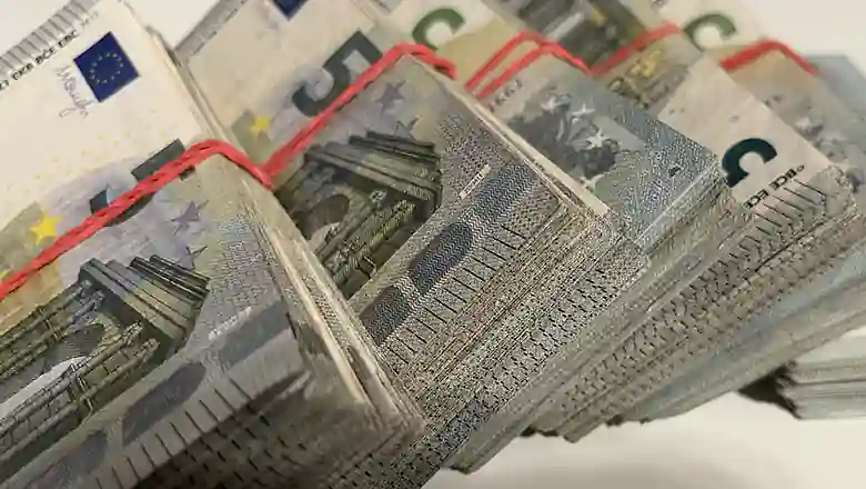 &copy; R. Vidmar (echonet)